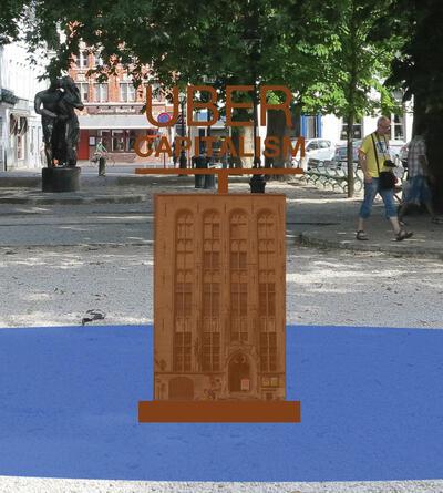 Beaufort en de Triënnale Brugge, Rainer Ganahl, Uber Capitalism Een beursgebouw in chocolade tegenover het Brugse stadhuis