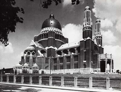 Albert Van huffel (1877-1935),  De Basiliek van het Heilig Hart in Koekelberg, architectuur, Interbellum