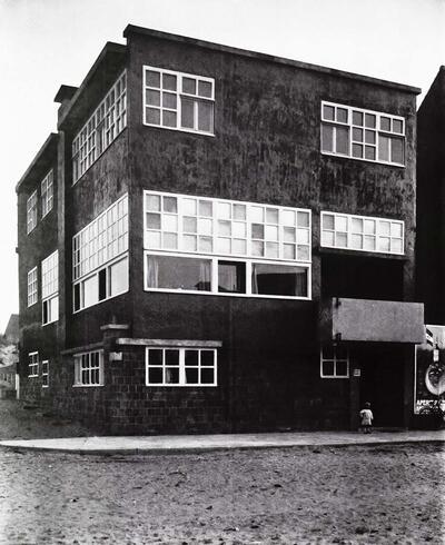 Huib Hoste (1881-1957), De woning Dr. De Beir, architectuur, Interbellum