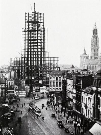 Jan van Hoenacker, i.s.m. Emiel van Averbeke (1876-1946) en Jozef Smolderen, De Boerentoren, architectuur, Interbellum