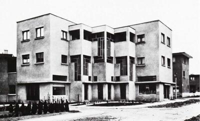 Victor Bourgeois, Het centraal hoekgebouw van de Cité Moderne in Sint-Agatha-Berchem, architectuur, Interbellum