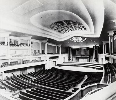 Victor Horta (1861-1947), De concertzaal van het Paleis voor Schone Kunsten, architectuur, Interbellum