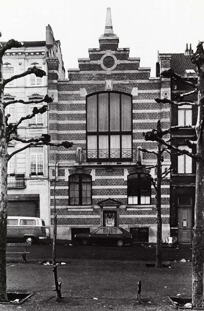 De atelierwoning van Godfried Guffens (1823-1901), Eigen ontwerp, Kunstenaarsateliers