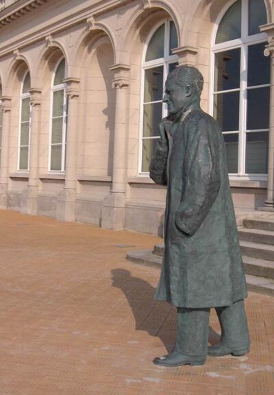 Standbeeld van koning Boudewijn door Josiane Vanhoutte