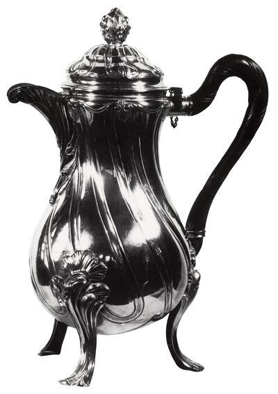 Koffiekan met houten oor, Brussel, 1783. Tafelzilver